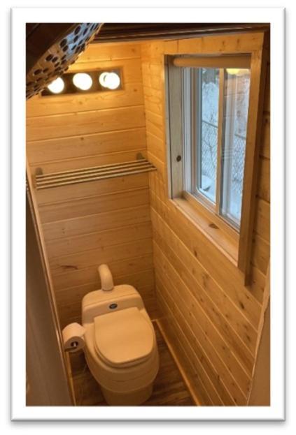 Our Cabin Bed & Breakfast Yellowknife Luaran gambar